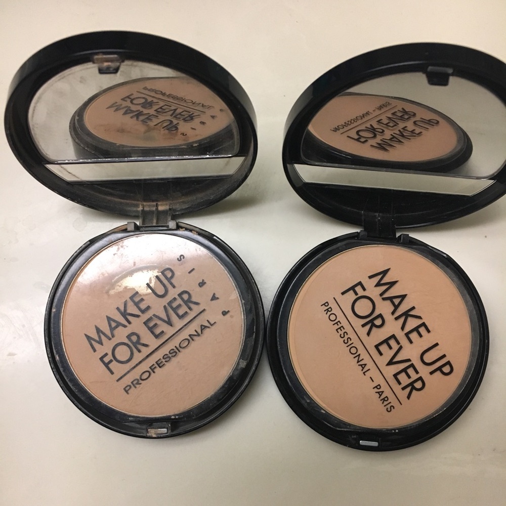 Makeup Forever Duo Mat powder foundation